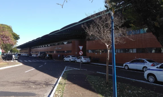 Após ataque, taxistas de Cascavel cobram segurança na rodoviária