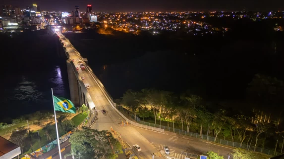 ATENÇÃO: EPR Iguaçu programa interdição parcial na Ponte da Amizade para reparos no pavimento