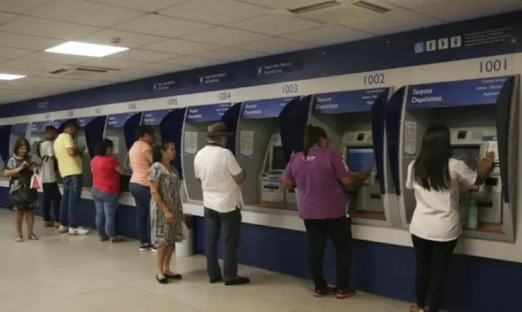 BC informa que teto para rotativo vale a partir desta quarta-feira
