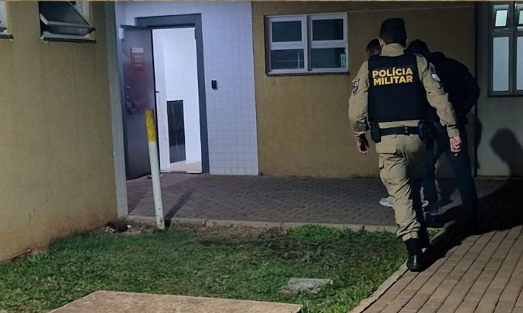 CASCAVEL:Jovem é preso por tráfico de drogas após perseguição em Cascavel