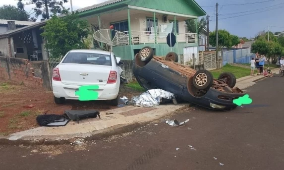 Colisão entre dois carros deixa uma pessoa morta no Bairro Alto Recreio