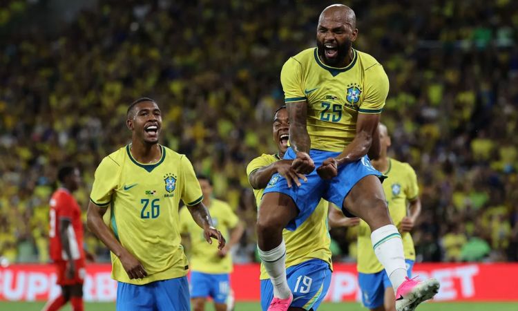 Com show no segundo tempo, Brasil goleia o Panamá por 6 a 2 no Maracanã em despedida antes da Copa