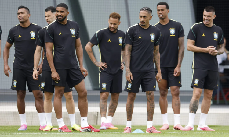 Comandado por Ancelotti, Brasil é destaque na Fifa por velocidade em transições na Copa
