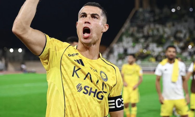 Cristiano Ronaldo pode deixar o Al-Nassr e analisa destinos no futebol