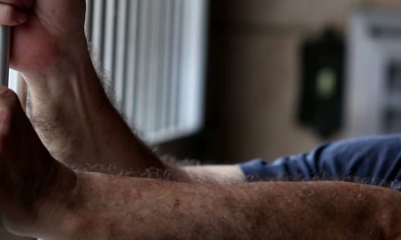 Crueldade: Idoso é agredido por várias horas e impedido de pedir socorro em Laranjeiras do Sul