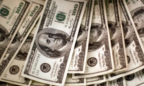 Economia: Cessar-fogo no Oriente Médio derruba dólar ao menor patamar em dois anos e impulsiona Ibovespa