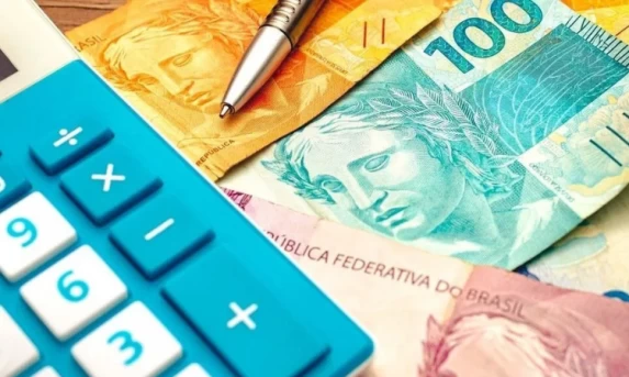 Economia: Fim da escala 6x1 pode custar até R$ 267 bilhões por ano às empresas, aponta CNI