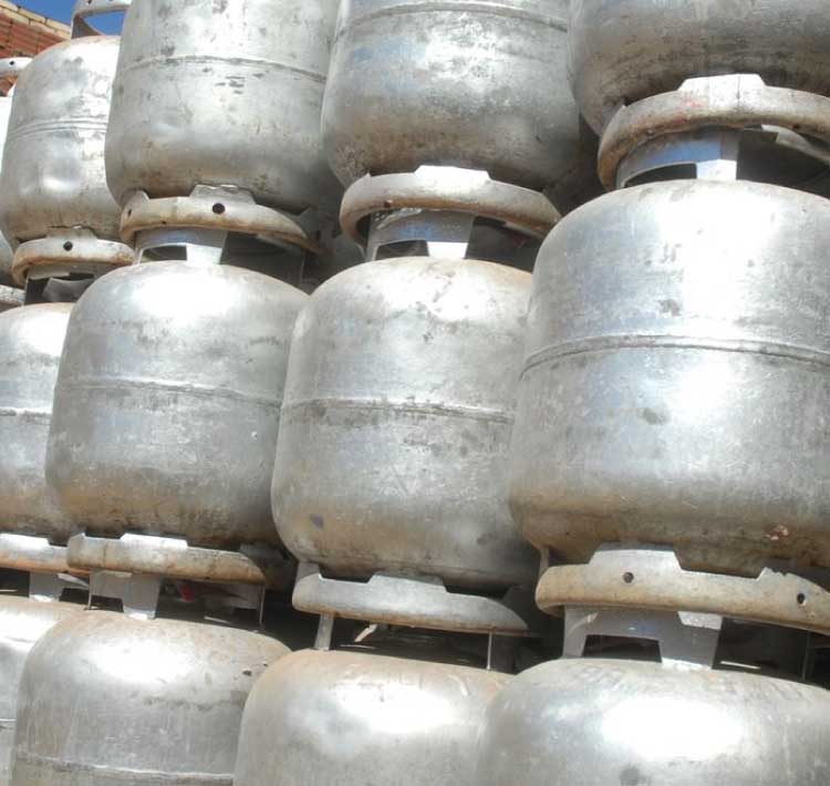 ECONOMIA: Petrobras reduz preço do gás de cozinha para distribuidoras.