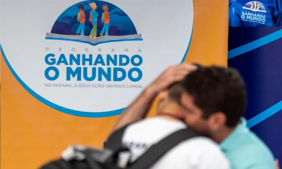Educação: Estado convoca primeiros estudantes selecionados para o programa Ganhando o Mundo 2027