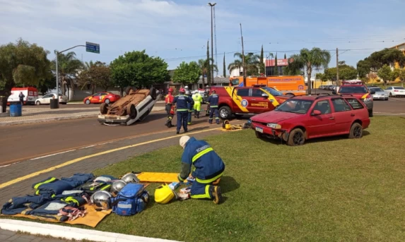Equipes de atendimento realizam treinamento de atendimento a acidentes em Guaraniaçu