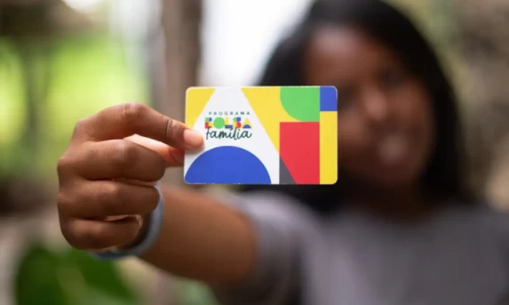 BC informa que teto para rotativo vale a partir desta quarta-feira