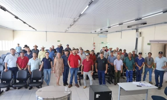 GUARANIAÇU: Agricultores familiares recebem equipamentos para fortalecer a produção local