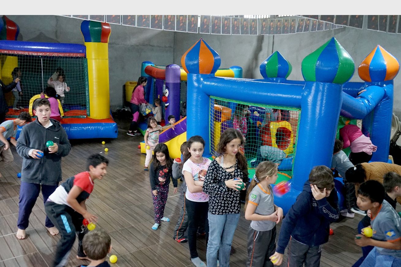 GUARANIAÇU: Alunos da Rede Municipal comemoram o Dia das Crianças com muita diversão em Guaraniaçu