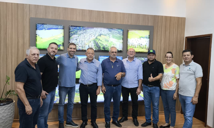 Guaraniaçu: DENIAN COUTO REALIZA VISITA AO MUNICÍPIO