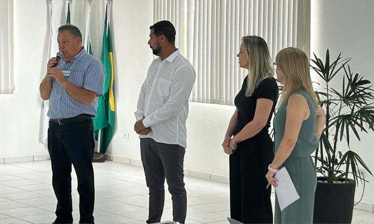 GUARANIAÇU: Prefeito Ronaldo Cazella participa de encontro com o TCE em Laranjeiras do Sul