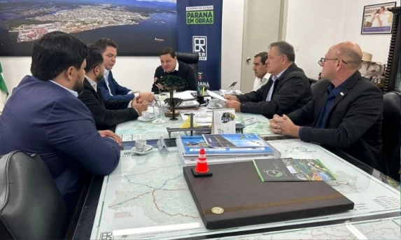 Guaraniaçu recebe recursos para renovação da frota da Saúde