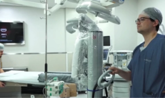 Hospital São Lucas de Cascavel recebe robô cirúrgico de última geração para ortopedia