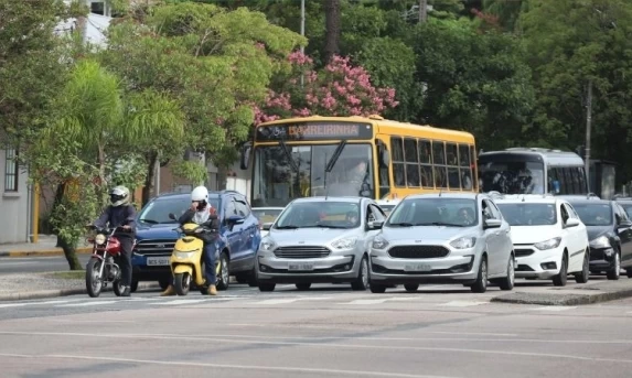 IPVA 2026: Prazo para pagamento da 3ª parcela de placas com final 7 e 8 vence nesta quinta-feira