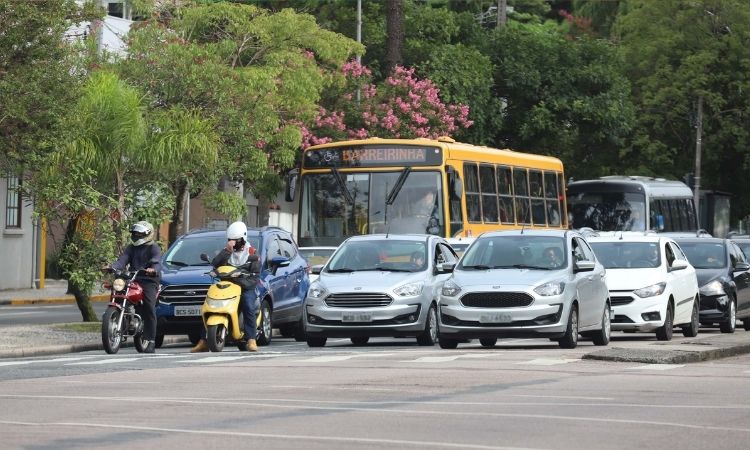 IPVA 2026: Prazo para pagamento da 3ª parcela de placas com final 7 e 8 vence nesta quinta-feira