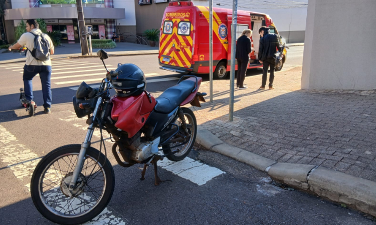 Jovem fica ferida após acidente com patinete elétrico em Cascavel