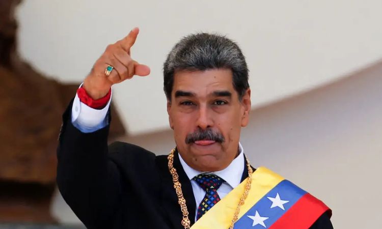 Maduro revela ter 5 mil mísseis russos prontos para responder a 'ameaças dos EUA'