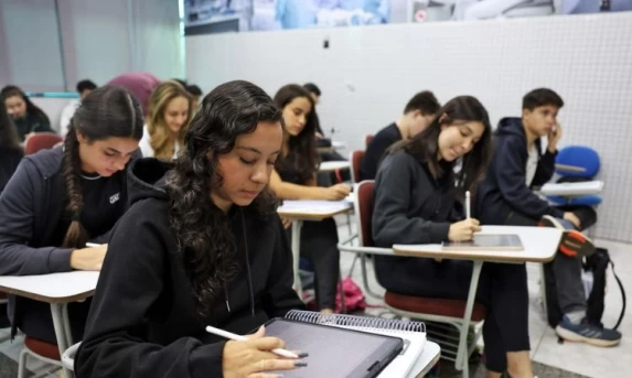BC informa que teto para rotativo vale a partir desta quarta-feira