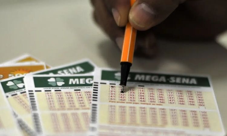 Mega-Sena sorteia prêmio acumulado de R$ 100 milhões nesta quinta-feira