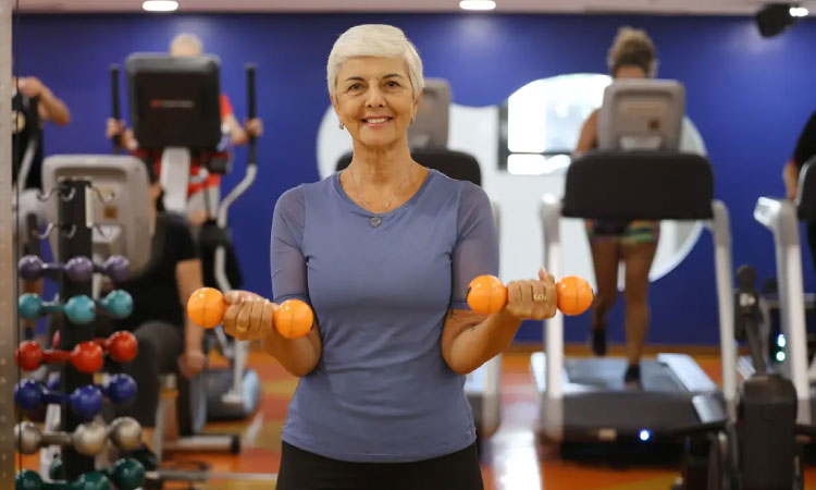 Musculação protege cérebro de idosos contra demência, diz estudo