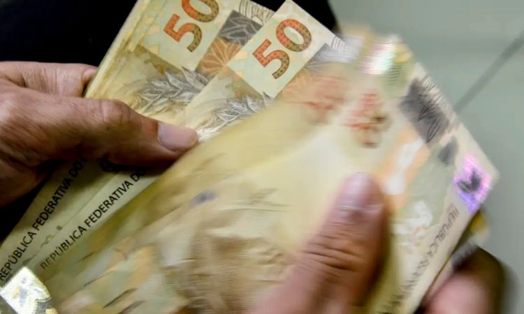 NOVA ISENÇÃO DO IMPOSTO DE RENDA PARA QUEM GANHA ATÉ R$ 5 MIL ENTRA EM VIGOR HOJE