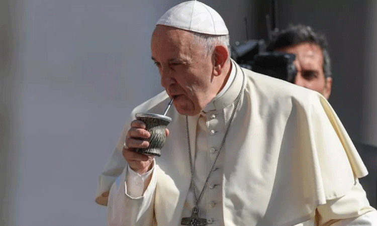 Papa Francisco completa 88 anos e é o segundo mais velho a liderar a Igreja em sete séculos