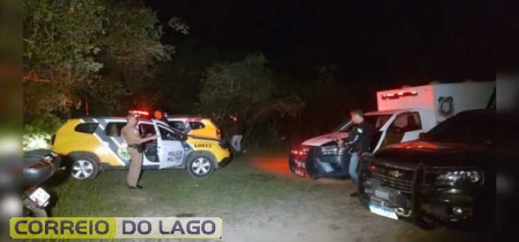Pescadores levam susto ao encontrar cadáver em rio de Ponta Grossa.