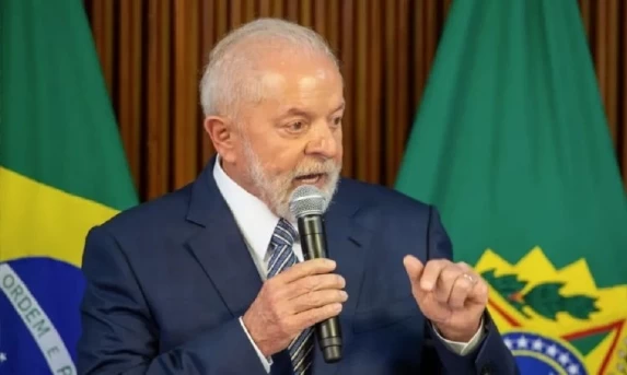 PESQUISA: Desaprovação do Governo Lula Volta a Subir e Chega a 50% dos Brasileiros