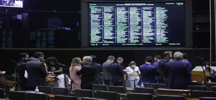 POLÍTICA: Câmara aprova medida provisória que unifica sistemas de cartórios.