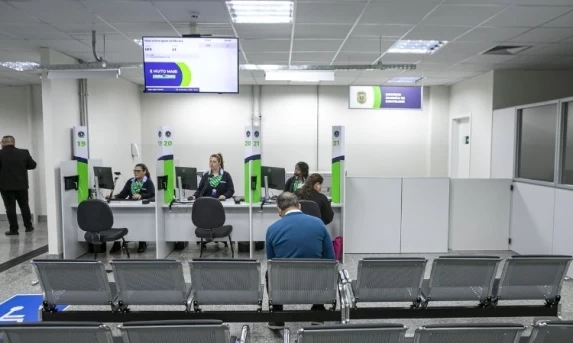 Poupatempo Paraná registra alta de 44% na emissão de identidades; veja como fazer em Cascavel e região