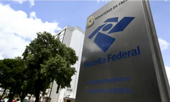 BC informa que teto para rotativo vale a partir desta quarta-feira