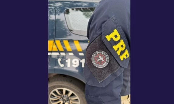 PRF salva bebê engasgado em frente à Unidade Operacional de Cascavel