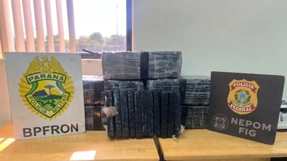 QUASE 100 KG DE MACONHA SÃO ENCONTRADOS ÀS MARGENS DO RIO PARANÁ