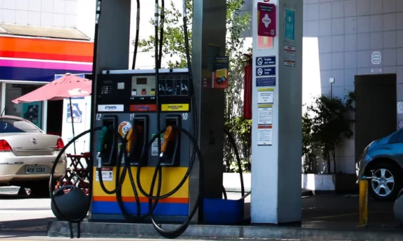 BC informa que teto para rotativo vale a partir desta quarta-feira