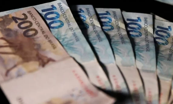 BC informa que teto para rotativo vale a partir desta quarta-feira