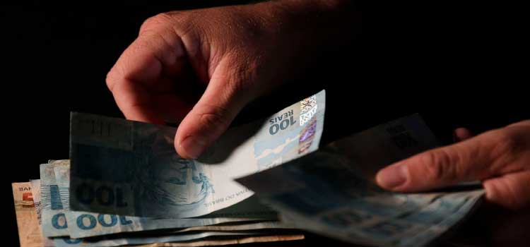 RESTITUIÇÕES: Receita paga hoje restituições do quarto lote do IR 2022.