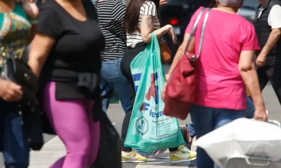 BC informa que teto para rotativo vale a partir desta quarta-feira