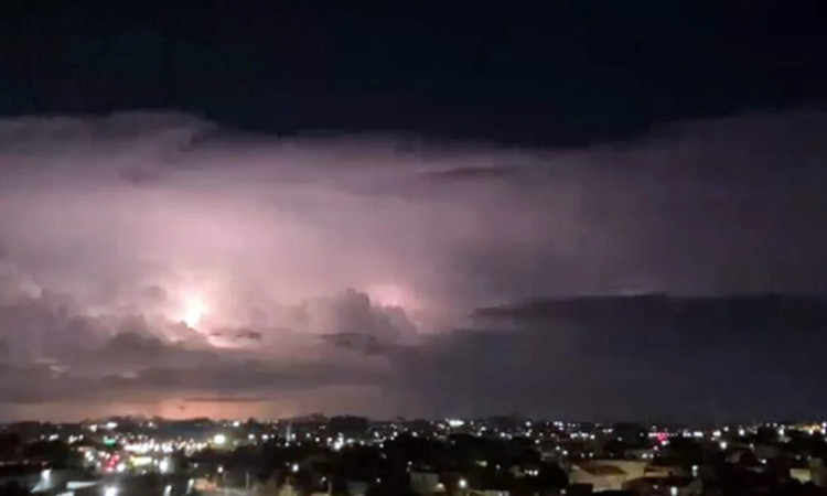 Sexta-feira 13 com Alerta de Temporal e Chegada de Frente Fria no Paraná