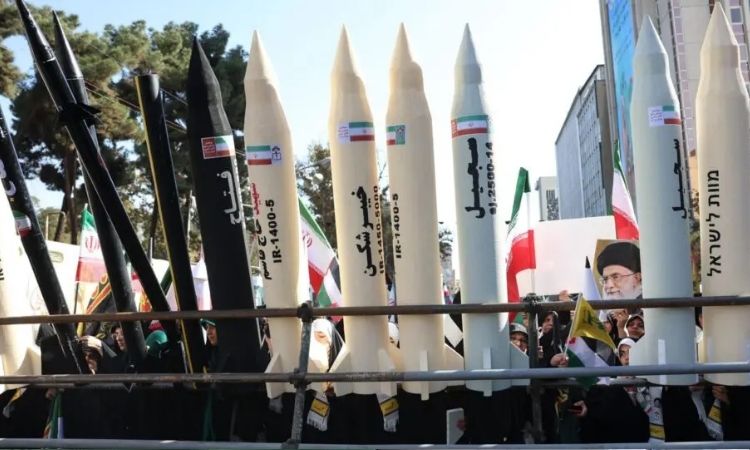 Tensão Mundial: Irã Ameaça Bombardear Bases dos EUA no Oriente Médio em Caso de Ataque