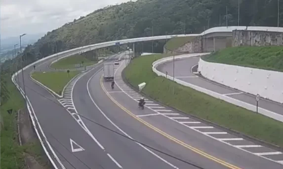 TENTATIVA FRUSTRADA: Greve de Caminhoneiros Não Registra Adesão e Rodovias Brasileiras Operam Sem Bloqueios