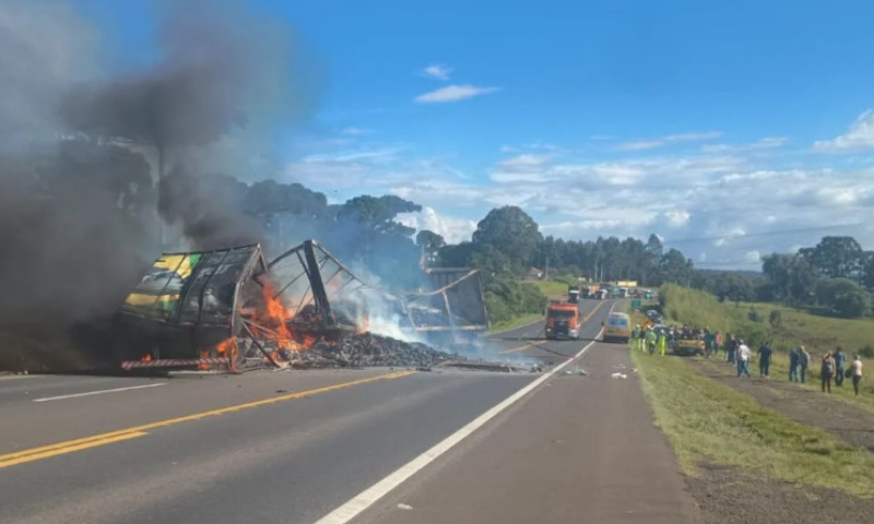 Tragédia na BR-373: Vítimas de acidente entre micro-ônibus e carreta são veladas e sepultadas em Imbituva